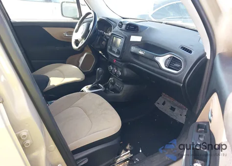 2015 Jeep Renegade Latitude z USA, uszkodzony, nr VIN ZACCJBBT9FPC05106